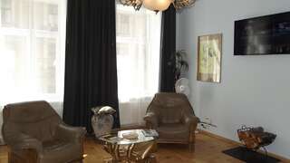 Апартаменты Amber Apartment Riga in the city center Рига Апартаменты с 3 спальнями-4